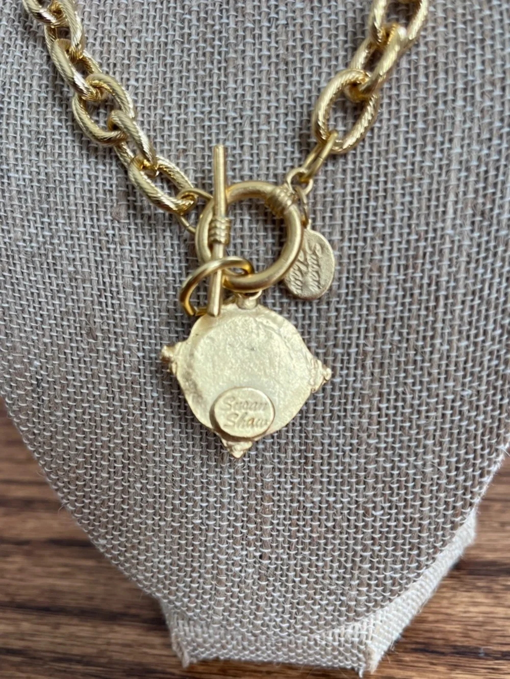 Susan Shaw Coin Toggle Necklace 16 Inch Chain - Picture 3 of 5